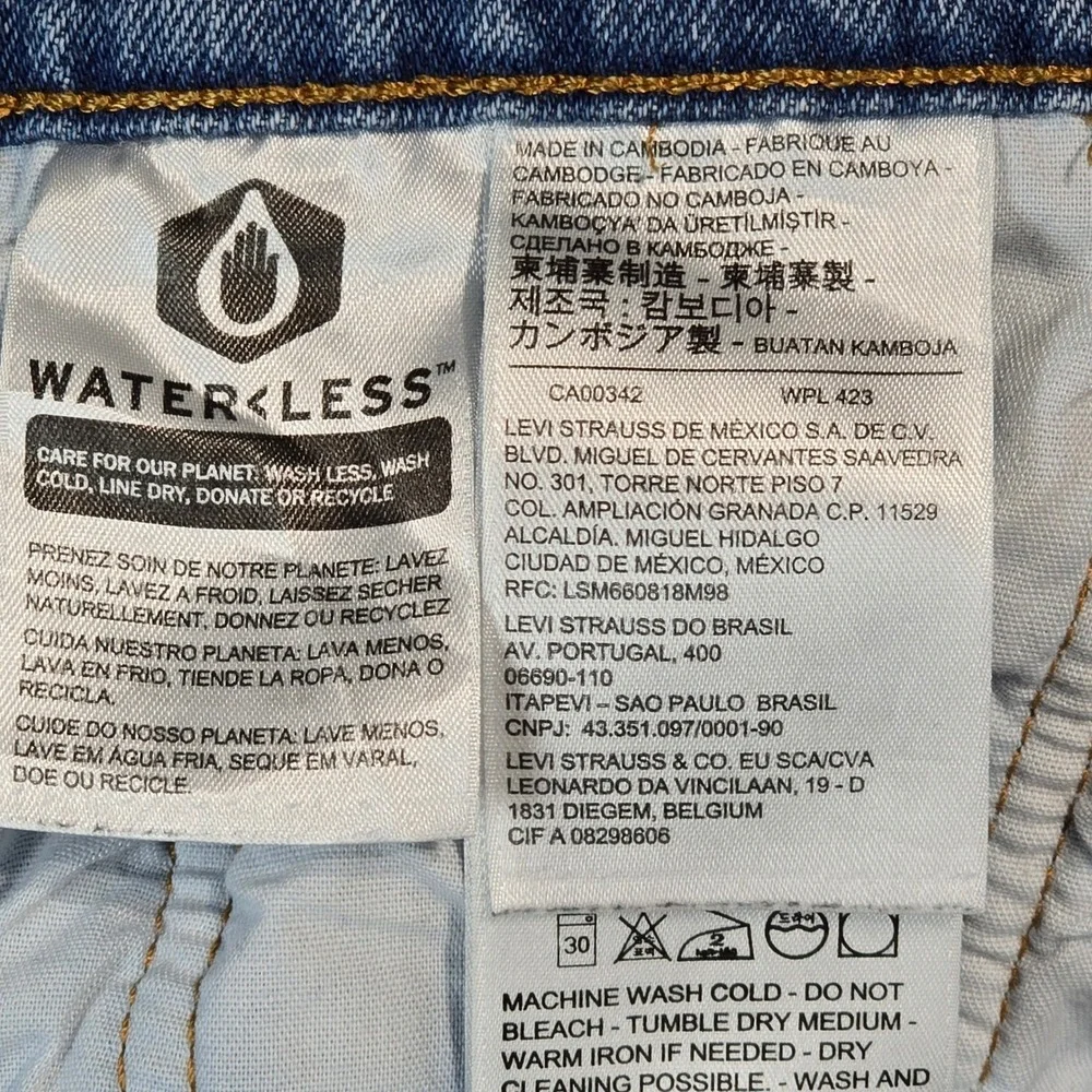 Levis 501 Skinny Jeans Mens 32x30 Blue Distressed Button Fly Raw Hem 29502-0203